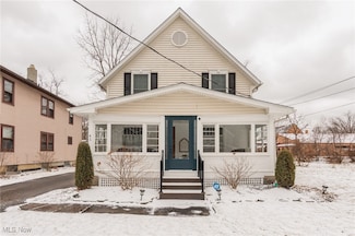 41 W 5th Ave, Berea, OH 44017