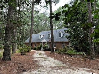 7086 Long Point Rd, Exmore, VA 23350