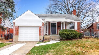 6032 Yosemite Dr, Cincinnati, OH 45237