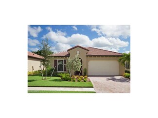 1295 Manado Dr, Naples, FL 34113