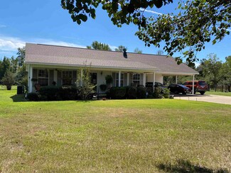 1805 Hwy 27 N Unit 1797 Hwy 27 N, Nashville, AR 71852