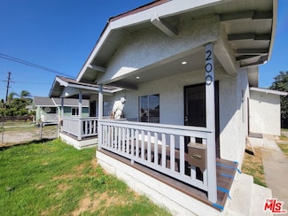 200 N Acacia Ave, Compton, CA 90220