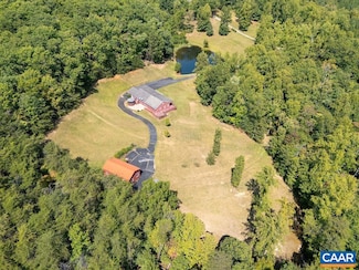 4122 Green Creek Rd, Schuyler, VA 22969