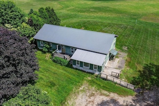 4 Brook Hill Dr, Leeds, ME 04263