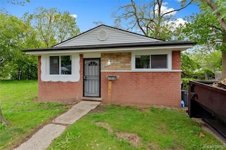 20038 Santa Rosa Dr, Detroit, MI 48221