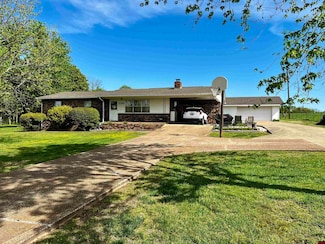 5789 County Road 27, Mountain Home, AR 72653