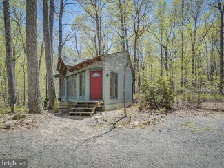9337 Ada Rd Unit 9337-3B, Marshall, VA 20115
