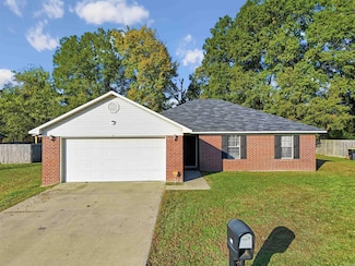 135 Shiloh Dr, Conway, AR 72032