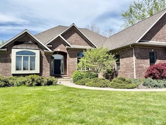 5200 W Shoreline Terrace, Muncie, IN 47304