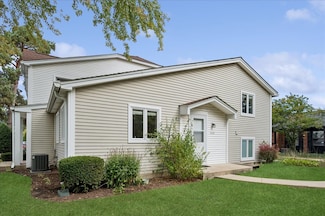 532 Inverrary Ln, Deerfield, IL 60015