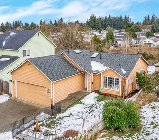5633 1st Dr W, Everett, WA 98203