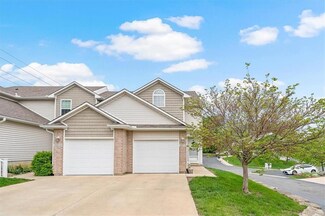 3513 NE Austin Dr, Lees Summit, MO 64064