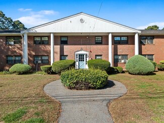 78 Renwick Rd Unit A, Wakefield, MA 01880
