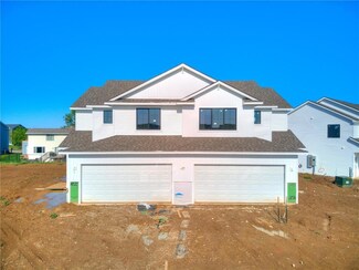 7000 Lake Hill Dr Unit 81, Des Moines, IA 50320