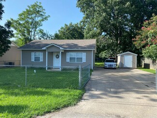204 Cedar St, Jonesboro, AR 72401