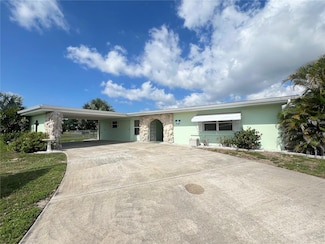 2500 Aquilos Ct, Port Charlotte, FL 33952