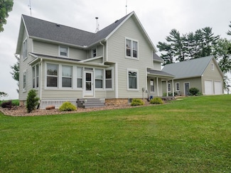 501 W Franklin St, West Union, IA 52175