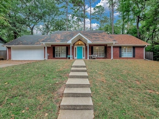 2123 E Austin St, Nacogdoches, TX 75965