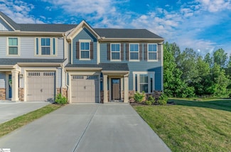 17 Moss Hollow Way, Simpsonville, SC 29680