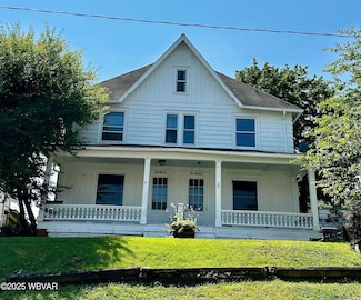 1013 Allegheny St, Jersey Shore, PA 17740