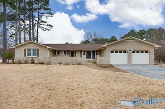 1317 Wind River Cir SE, Huntsville, AL 35802