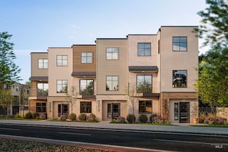 3219 W Moore St, Boise, ID 83702