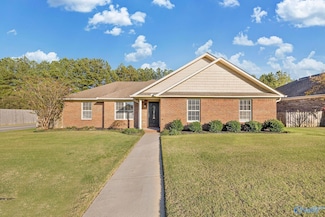 2614 Park Ave NW, Hartselle, AL 35640