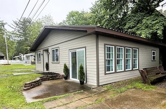 12013 Teifer Ave, Conneaut Lake, PA 16316
