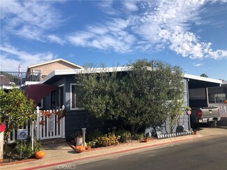 99 Yorktown Unit 99, Newport Beach, CA 92660