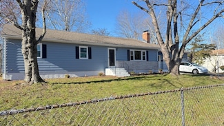 826 Brewer St, East Hartford, CT 06118