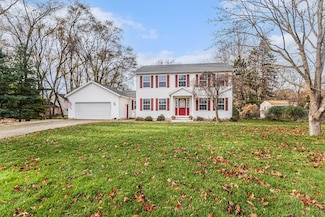 16409 Lannin Ln, Spring Lake, MI 49456