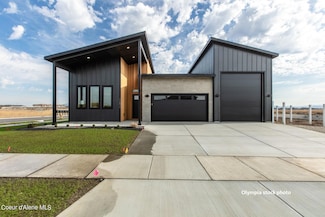 13189 N Krauss Cir, Rathdrum, ID 83858