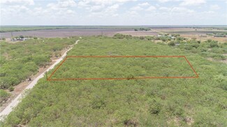 6793 Michele St, Robstown, TX 78380