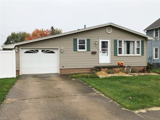186 E Michigan Ave, Sebring, OH 44672