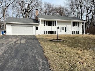 830 Harbor Ln N, Plymouth, MN 55447