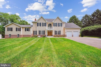 15613 Ancient Oak Dr, Gaithersburg, MD 20878