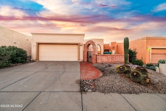 2396 S Orchard View Dr, Green Valley, AZ 85614