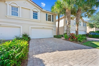 4205 Bamboo Palm Ct, Greenacres, FL 33463