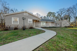 324 Five Points Rd, Chickamauga, GA 30707
