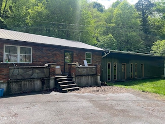 6430 Hoot Owl Hollow Rd, Norton, VA 24273