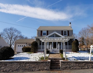 48 Bradley Rd, North Weymouth, MA 02191