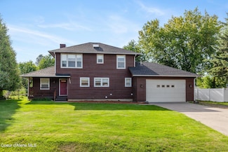 9025 N Finucane Dr, Hayden, ID 83835
