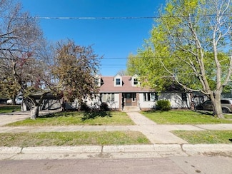 2526 Garnet Ave, Slayton, MN 56172