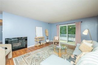 421 42nd St Unit 4, Des Moines, IA 50312