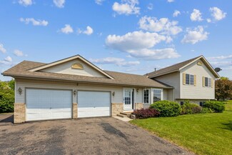 304 Maple Knoll Way NW, Saint Michael, MN 55376