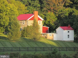 39038 Rickard Rd, Lovettsville, VA 20180