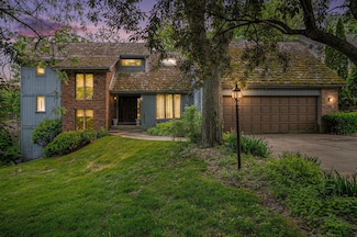 452 Amhurst Rd, Valparaiso, IN 46385