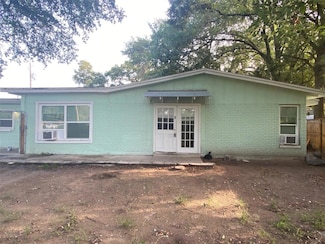 1110 N Maryland Ave Unit B, Plant City, FL 33563