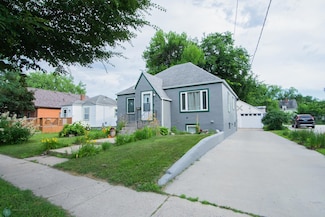 1514 1st Ave S, Fargo, ND 58103