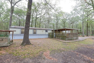 196 Muscadine Ln, Columbia, LA 71418